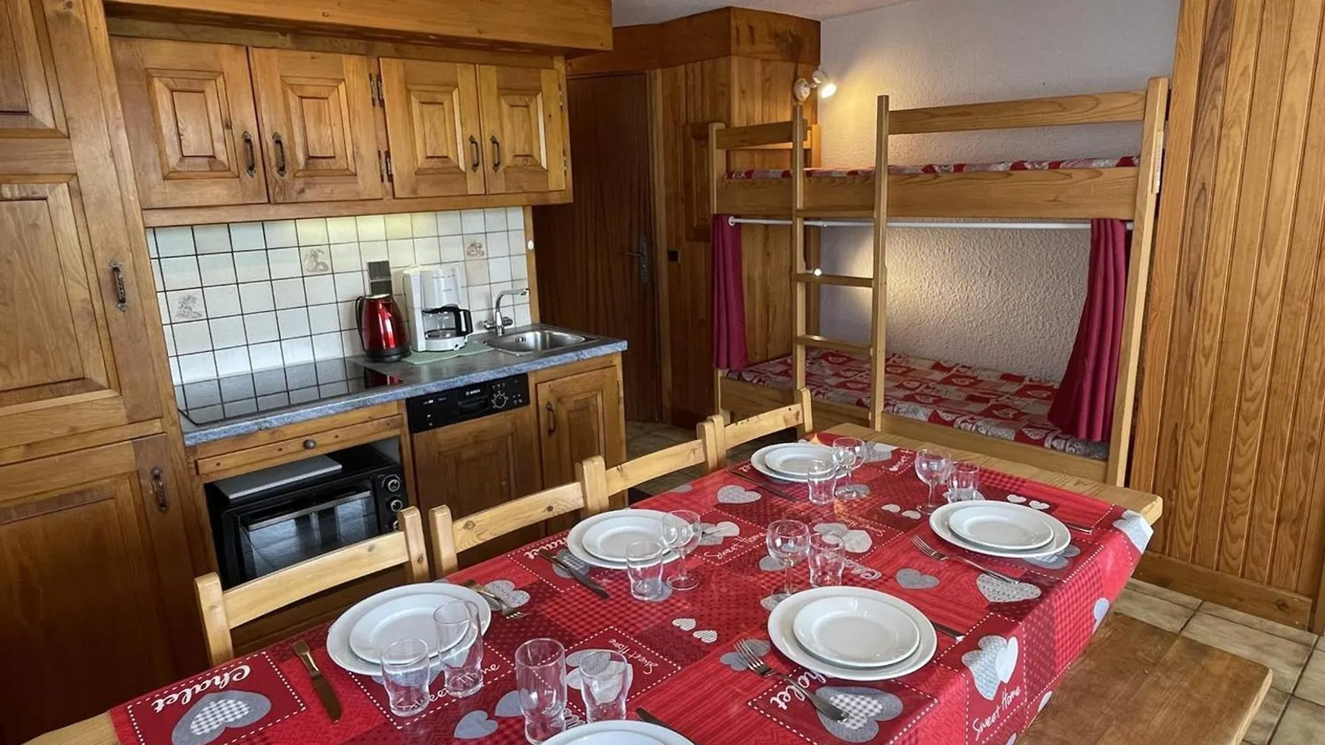Charmant T2 En Savoie, Pied Des Pistes, 7 Pers. - Fr-1-810-20 Ле-Сейсье 0*,  Франция